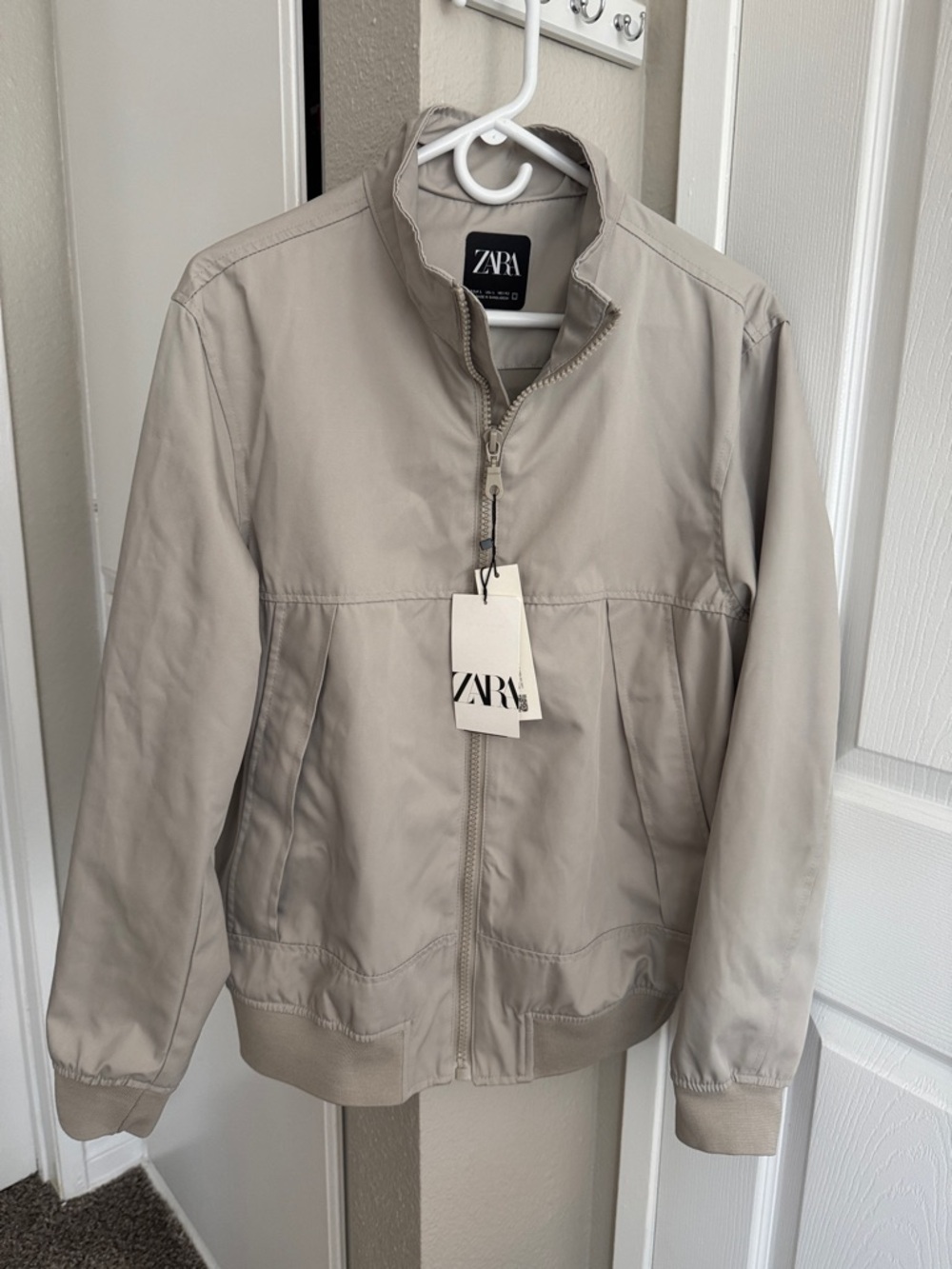 NWT Zara Light Taupe Zip-Up Bomber Jacket for Men- SIZE L